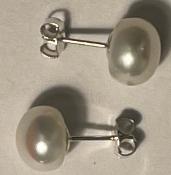 PUCES ARGENT BOUTONS 3/4 de 10mm PERLES EAU DOUCE BLANC