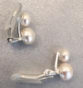 CLIPS DOUBLES ARGENT PERLES EAU DOUCE BOUTONS 06&08mm BLANC