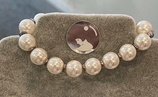 2  BRACELETS ELASTIQUES 16 PERLES de BOHEME 10mm BLANC et GRIS avec RONDELLES ACIER 