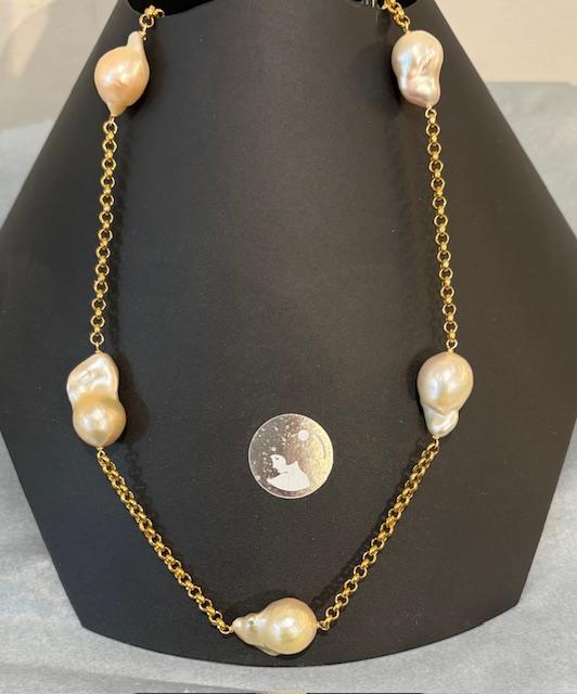 COLLIER CHAINE ARGENT DORE 65cm 5 PERLES KESHIS