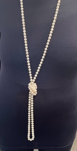 COLLIER 140cm PERLES EAU DOUCE 07/08mm avec NOEUDS .FERMOIR CLIQUET ARGENT RHODIE