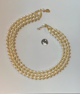 COLLIER 3 RANGS PERLES BOHEME BAROQUE PM BLANC CREME, FERMOIR TRIANGLE AD