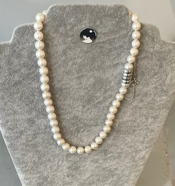 COLLIER 42cm PERLES EAU DOUCE 08/09mm avec des noeuds FERMOIR TONNEAU MAGNETIQUE ARGENT + CHAINE SECURITE