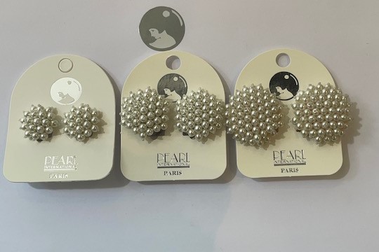 CLIPS PLAQUE OR BO/911.4.25- RESILLE de PERLES UREA BLANCHES 04mm 