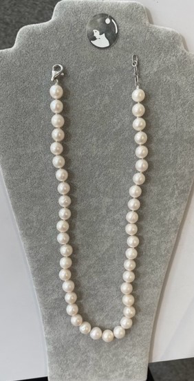 COLLIER 50cm UNISEXE H.F PERLES EAU DOUCE 10/11mm. Enfilage avec des noeuds. Fermoir Argent