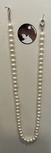 COLLIER 45cm PERLES EAU DOUCE 06/07mm avec des noeuds  Fermoir Argent                   