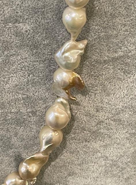 COLLIER 45cm 14 SUPERBES PERLES KESHIS CHAINE ARGENT DORE