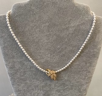 COLLIER 42cm PERLES de BOHEME SW +PENDENTIF STRASS FLEUR PLO