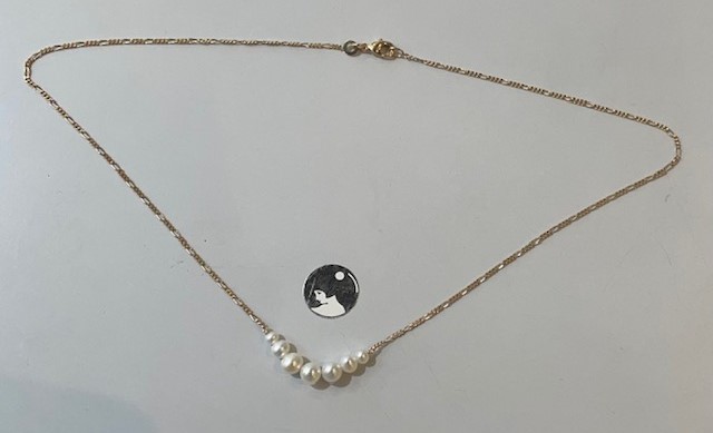 COLLIER 42cm CHAINE FIGARO PLAQUE OR CHUTE PERLES EAU DOUCE 6.5.4mm 