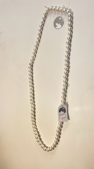 COLLIER 80cm PERLES BOHEME CREME 08mm . SANS FERMOIR