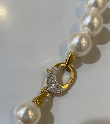 COLLIER 50cm PERLES de BOHEME de qualit� STH 14mm FERMOIR MENOTTE ARGENT DORE STRASS