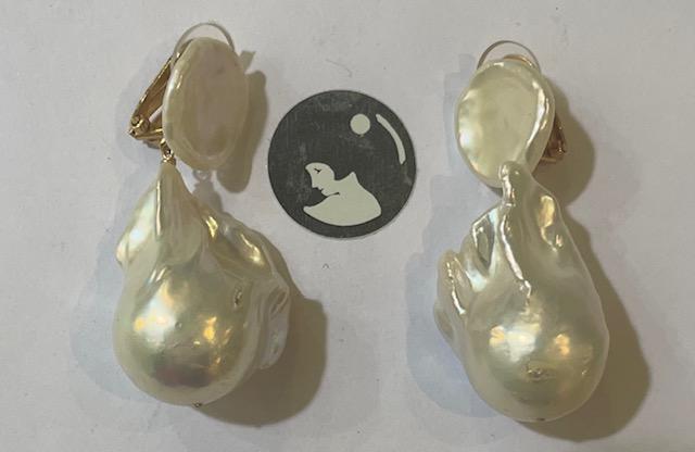 CLIPS BOUTONS 16mm + GROSSES PERLES KESHIS N°7