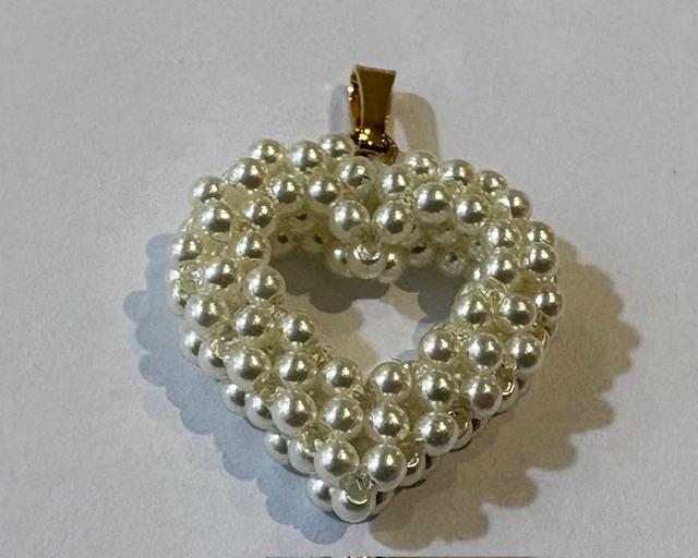 PARURE PENDENTIF COEUR Résille de perles sur Chaine 42cm Plaqué Or maille Forçat  