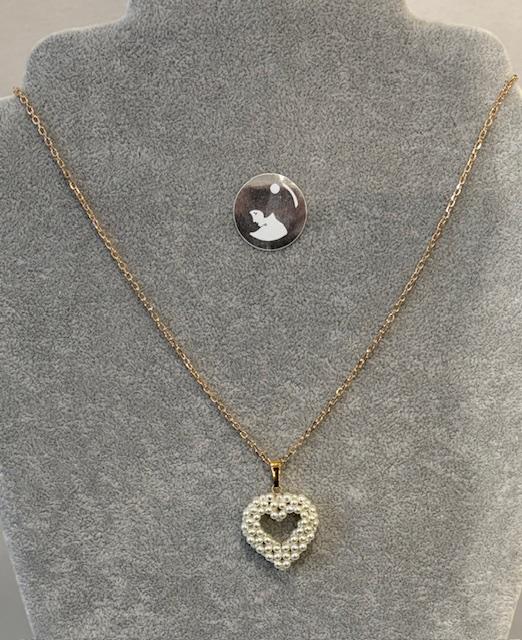 PARURE PENDENTIF COEUR Résille de perles sur Chaine 42cm Plaqué Or maille Forçat  