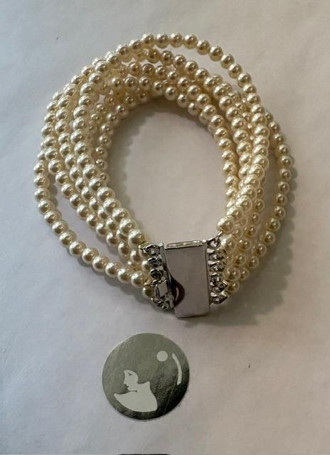 BRACELET 19cm PERLES de BOHEME de qualité STH 04mm BLANCHES. Fermoir CLIQUET en ARGENT RHODIE