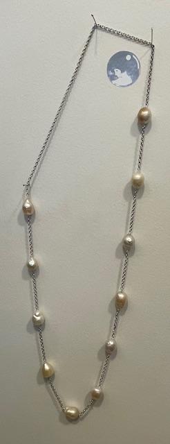 COLLIER 70cm CHAINE ARGENT + 11 PERLES d'EAU DOUCE KESHIS forme POIRES