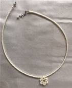 PUCES ARGENT+BOUTONS+ROSACE RESILLE de PERLES