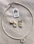 COLLIER+BOUCLES CLIPS PARURE RESILLE 898.2 ROSACE PERLES 