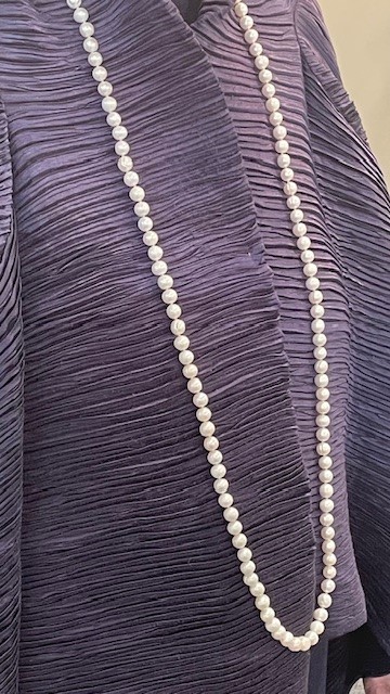 COLLIER 120cm SAUTOIR PERLES EAU DOUCE 08/09mm avec des NOEUDS .FERMOIR CLIQUET ARGENT RHODIE + STRASS
