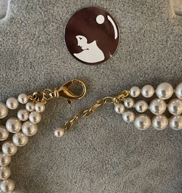 COLLIER 3 RANGS 45.49.52cm PERLES de BOHEME de qualité STH CREME 08mm . ENFILAGE SIMPLE.FERMOIR MOUSQUETON A
