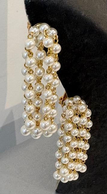 CLIPS PLAQUE OR CASCADES de 7 PAMPILLES de PERLES de BOHEME de 04mm BLANC CREME