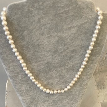 COLLIER 50cm PERLES EAU DOUCE 07/08mm avec Noeuds FERMOIR AD