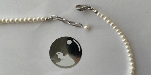 COLLIER 42cm en CHUTE PERLES EAU DOUCE de 08mm à O4mm FERMOIR ARGENT