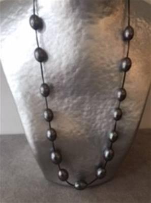 COLLIER CORDON 80cm+15 PERLES IRISEES OLIVES NOIR IRISE couleur TAHITI