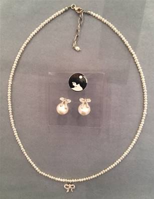 PARURE CN19 COLLIER MINI+BOUCLES PERLES EAU DOUCE+NOEUD STRASS  