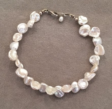 PARURE COLLIER + BRACELET + BOUCLES d'OREILLES en PERLES d'EAU DOUCE KESHIS BLANCHES